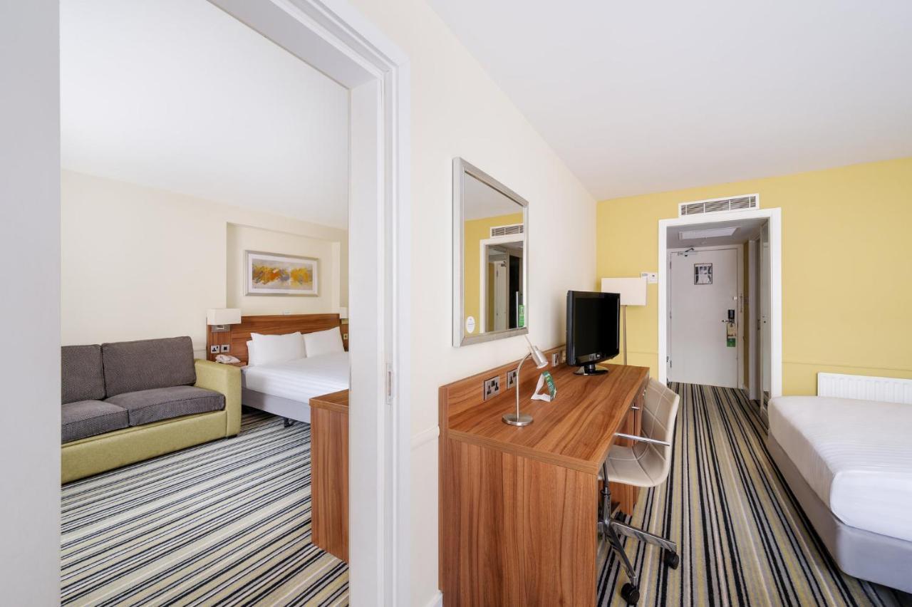 Holiday Inn Rochester-Chatham By Ihg Bagian luar foto