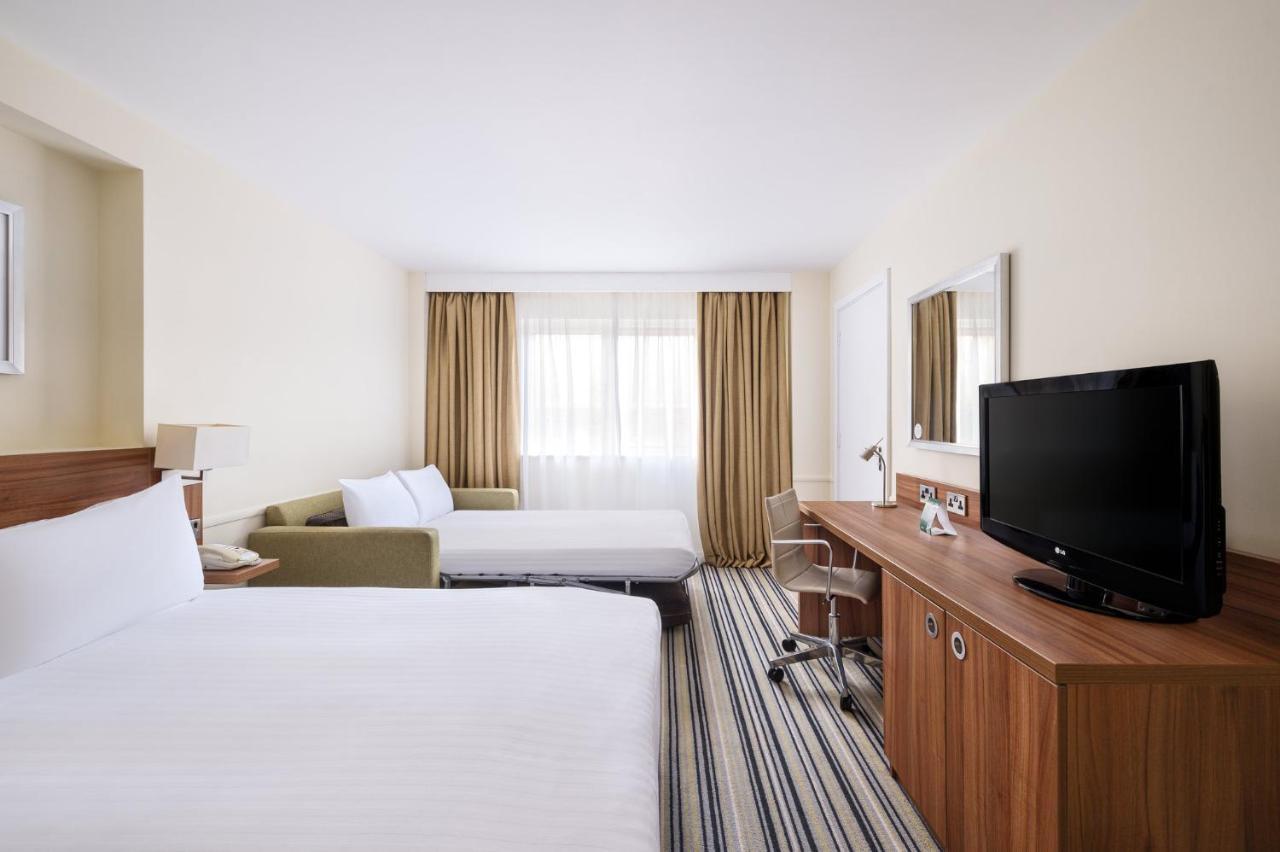 Holiday Inn Rochester-Chatham By Ihg Bagian luar foto