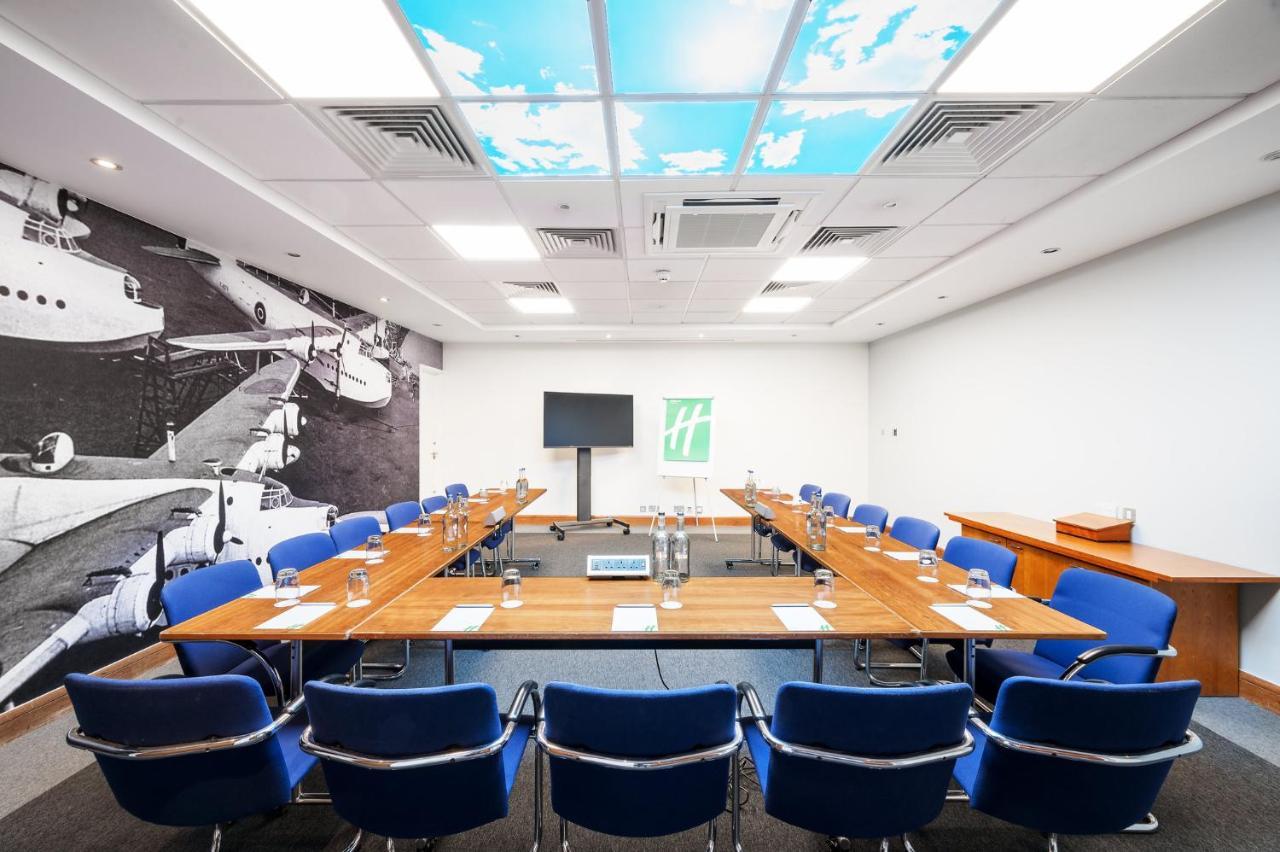Holiday Inn Rochester-Chatham By Ihg Bagian luar foto