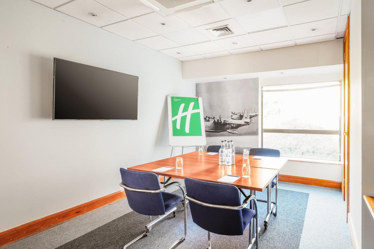 Holiday Inn Rochester-Chatham By Ihg Bagian luar foto