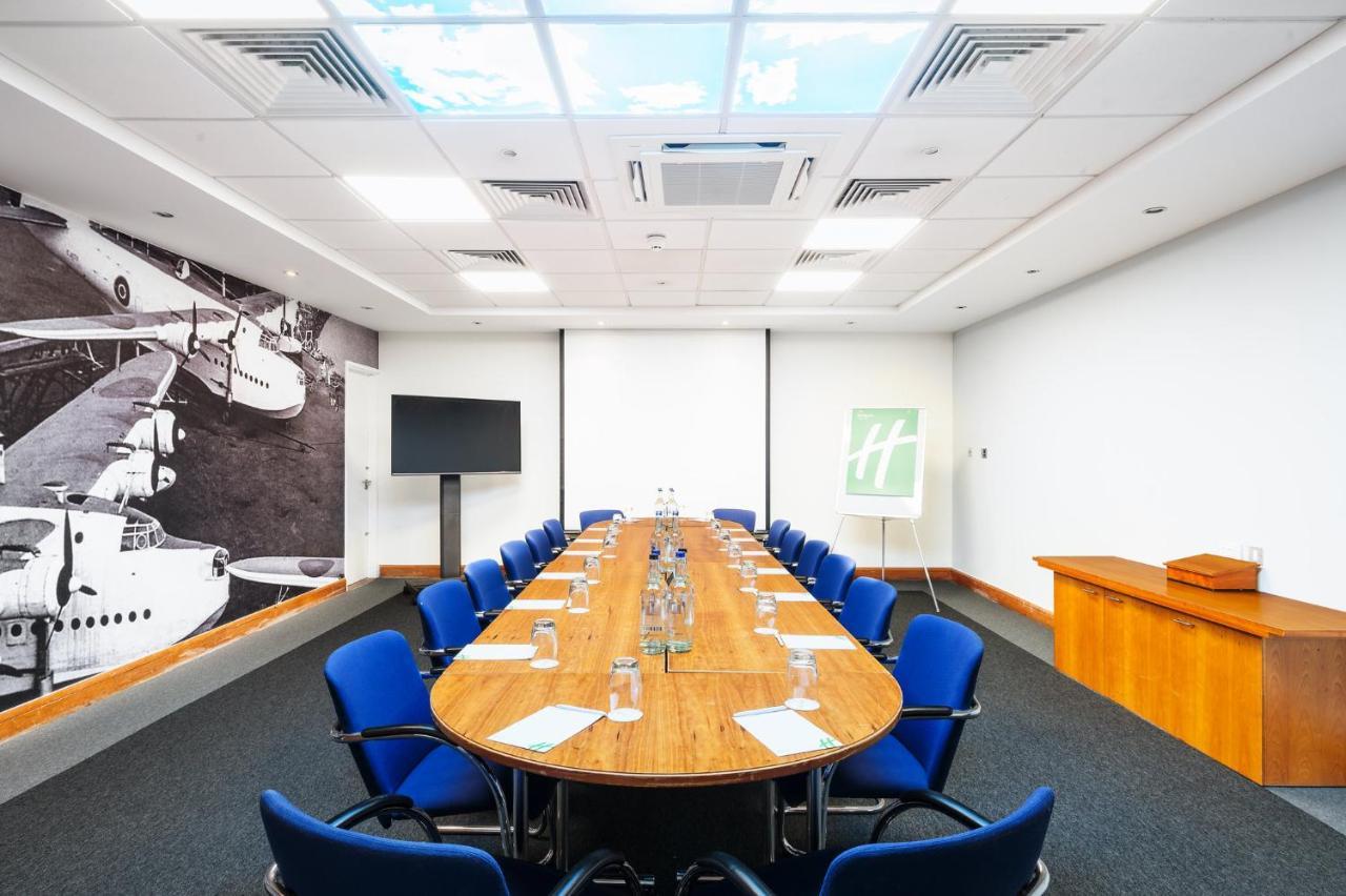 Holiday Inn Rochester-Chatham By Ihg Bagian luar foto