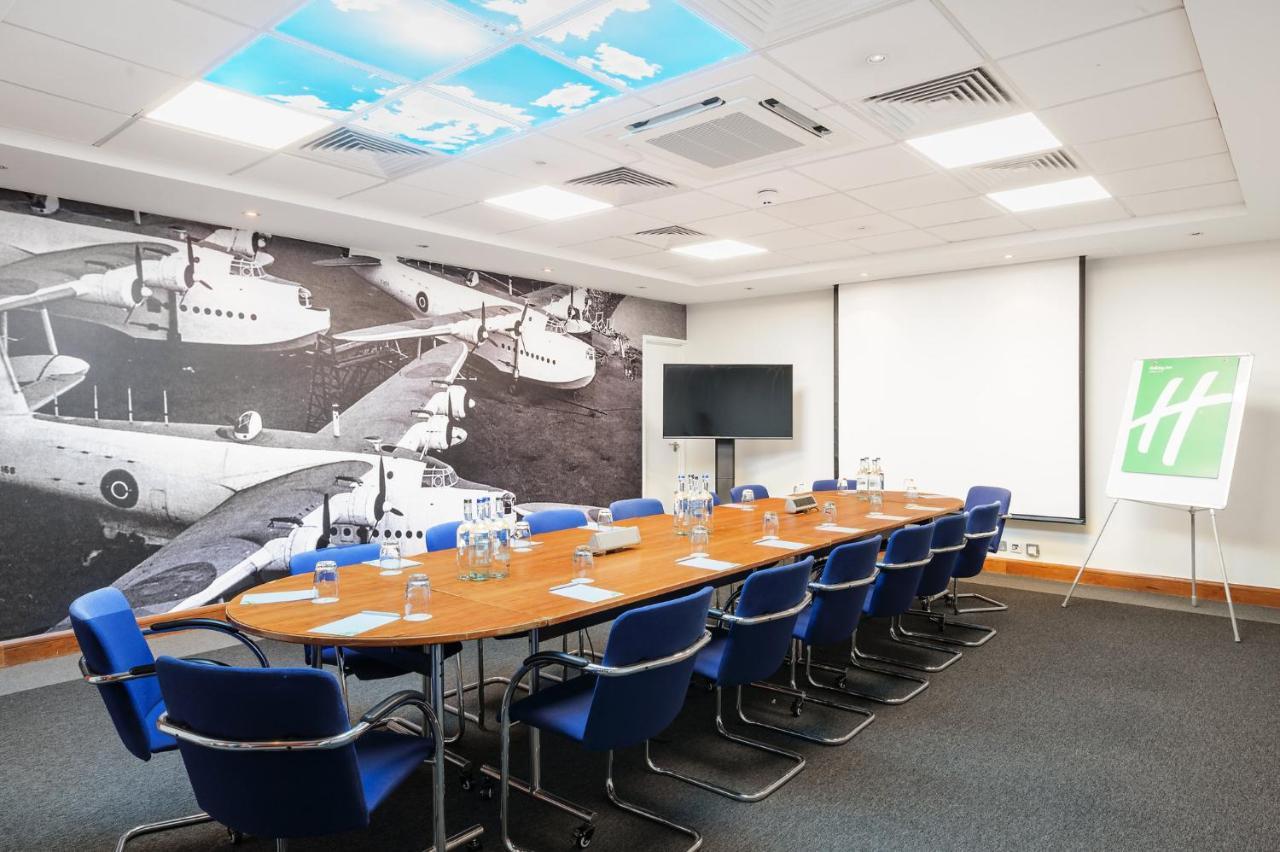 Holiday Inn Rochester-Chatham By Ihg Bagian luar foto