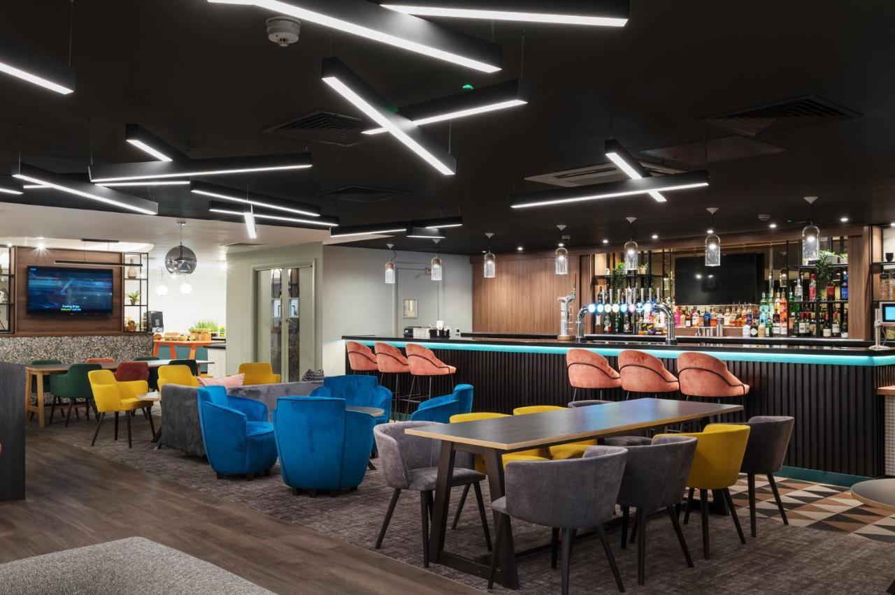 Holiday Inn Rochester-Chatham By Ihg Bagian luar foto